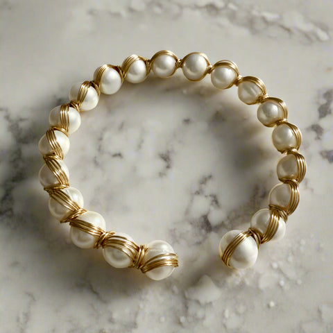 Freshwater Pearl Stainless Steel Gold Cuff Bracelets Freshwater Pearl Stainless Steel Gold Cuff Bracelets