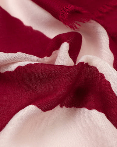 Isla Heart in Red Autumn/Winter Scarf Isla Heart in Red Autumn/Winter Scarf