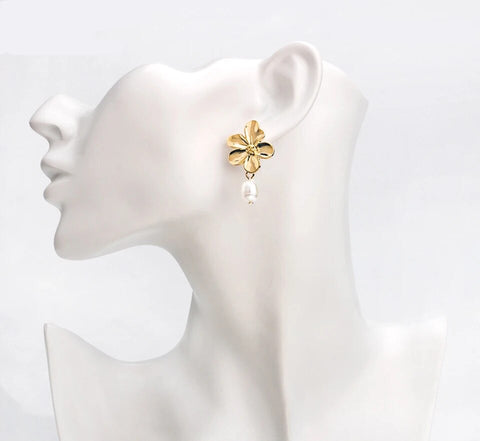 Camilla Flower Freshwater Pearl Earrings Gold Camilla Flower Freshwater Pearl Earrings Gold