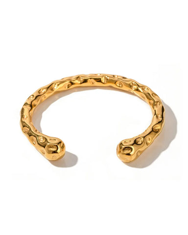 18k gold-plated stainless steel, Tarnish-free, Waterproof, Suitable for sensitive skin, gold bangle, retro bangle, vintage charm, classic bangle, beautiful bangle, timeless bangle,  hammered metal look bangle 18k gold-plated stainless steel, Tarnish-free, Waterproof, Suitable for sensitive skin, gold bangle, retro bangle, vintage charm, classic bangle, beautiful bangle, timeless bangle,  hammered metal look bangle
