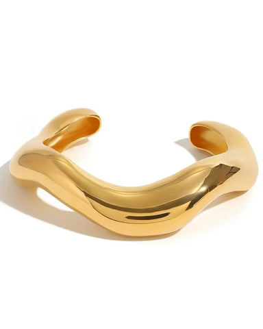 18k gold-plated stainless steel, Tarnish-free, Waterproof, Suitable for sensitive skin, gold bangle, retro bangle, vintage charm, classic bangle, beautiful bangle, timeless bangle,  chunky gold wavy bangle 18k gold-plated stainless steel, Tarnish-free, Waterproof, Suitable for sensitive skin, gold bangle, retro bangle, vintage charm, classic bangle, beautiful bangle, timeless bangle,  chunky gold wavy bangle