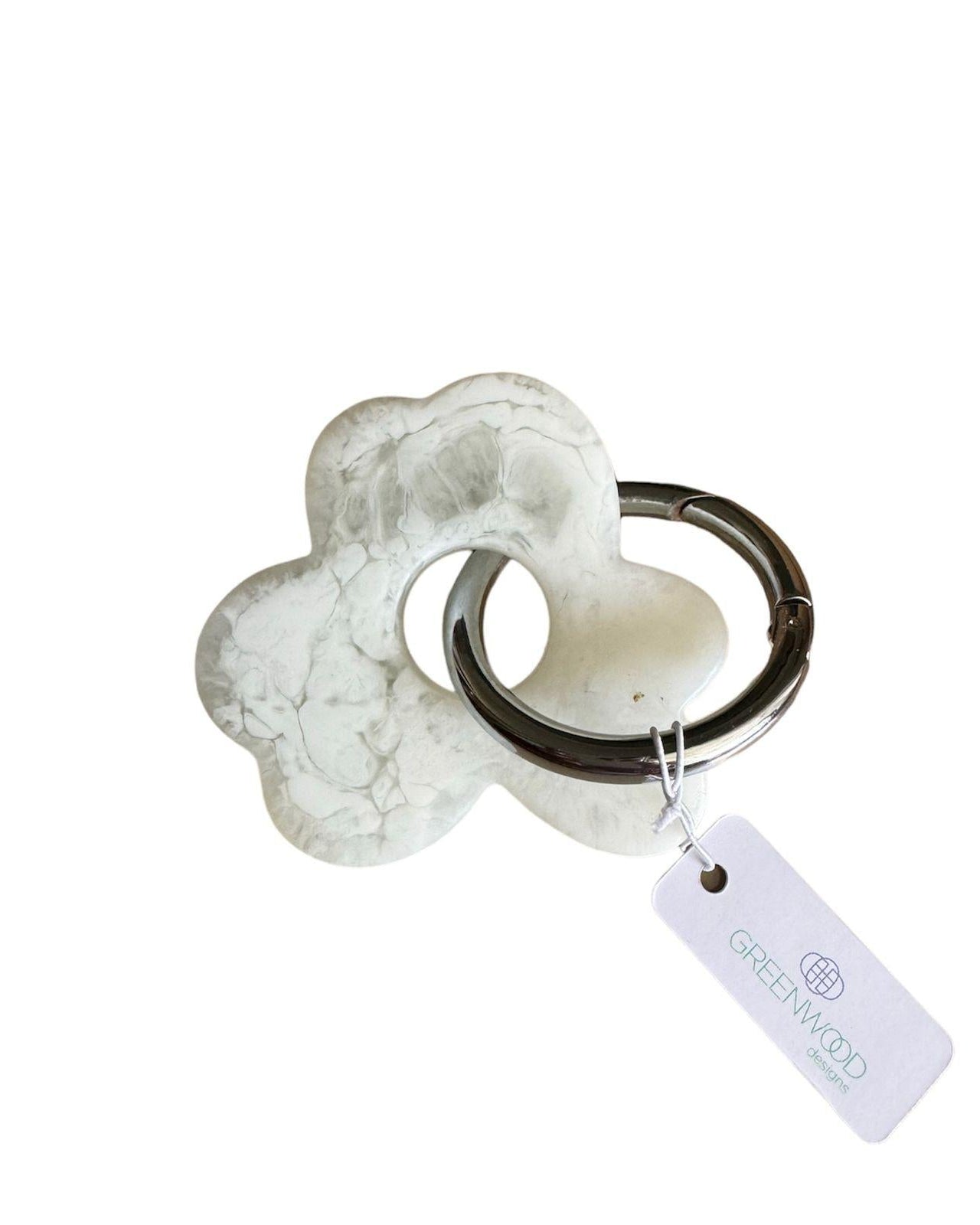 Flower Keyring, Pretty Keyring, Feminine Keyring, Chunky Keyring, Resin Keyring, White Keyring Flower Keyring, Pretty Keyring, Feminine Keyring, Chunky Keyring, Resin Keyring, White Keyring