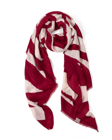 Isla Heart in Red Autumn/Winter Scarf Isla Heart in Red Autumn/Winter Scarf
