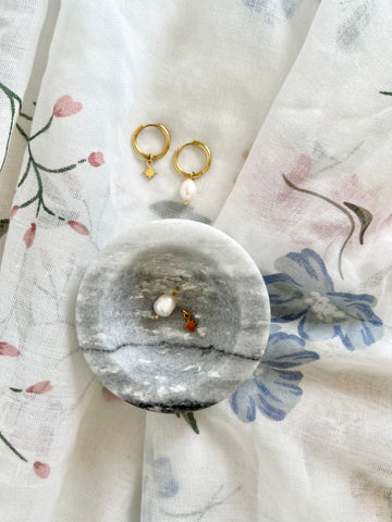 Livy Freshwater Pearl Earring Gold Livy Freshwater Pearl Earring Gold