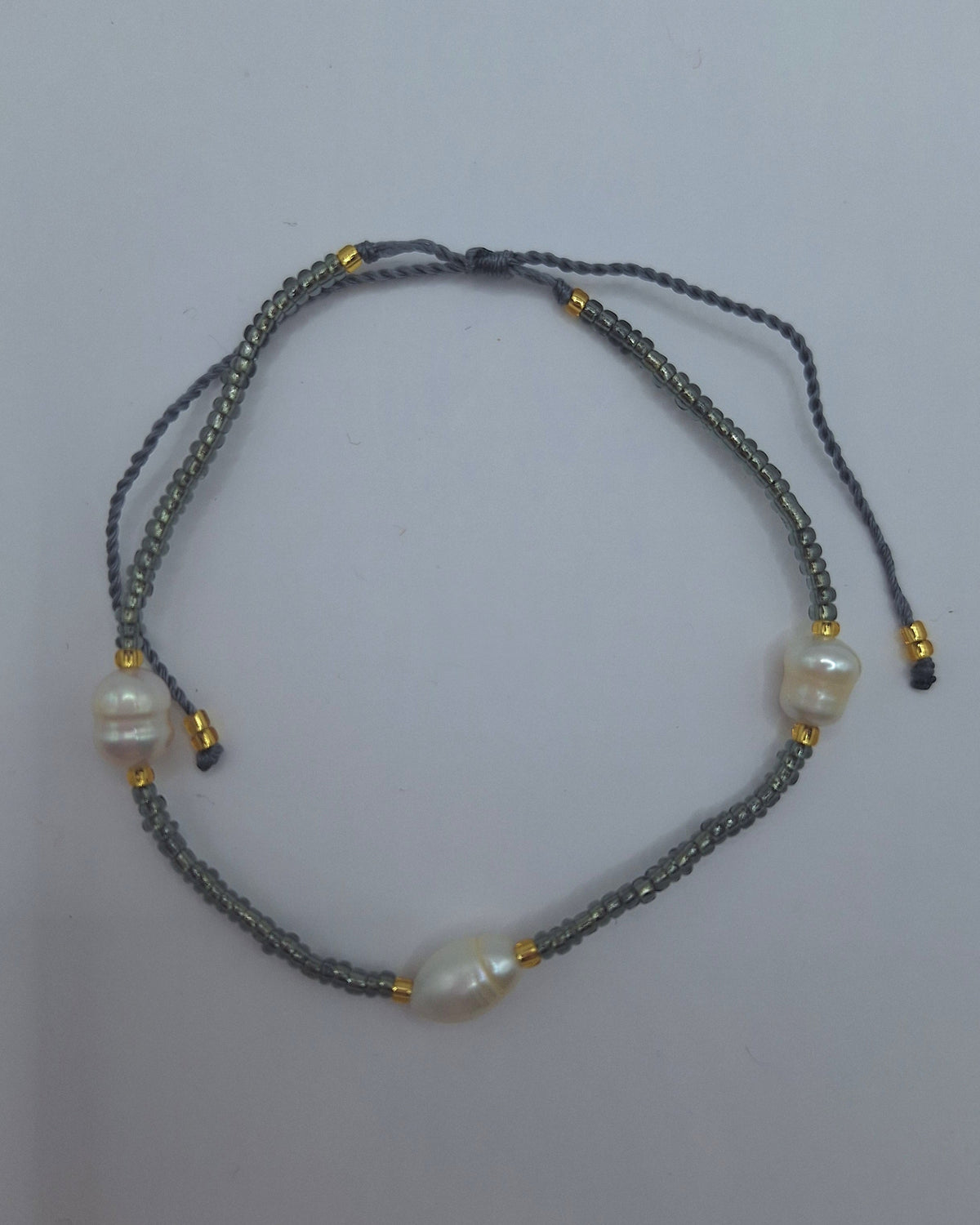 pearl bracelet, expandable bracelet, stackable bracelet, delicate bracelet, glass bead bracelet, colourful bracelet, fun bracelet