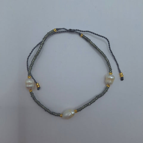 Fine Pearl Bracelets