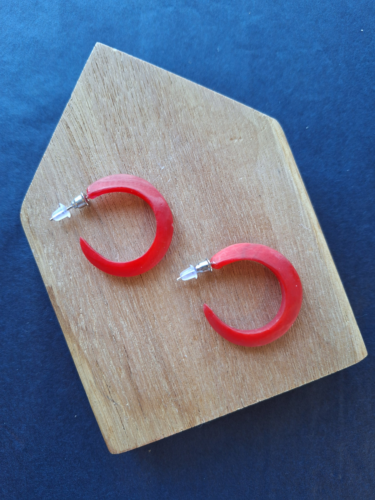 Point Resin Hoops