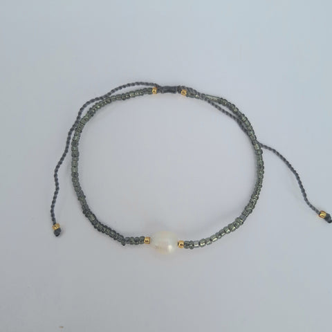 Fine Pearl Bracelets