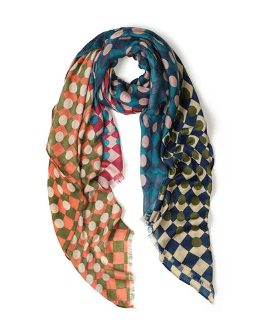 Frankie Geo in Multi Autumn/Winter Scarf