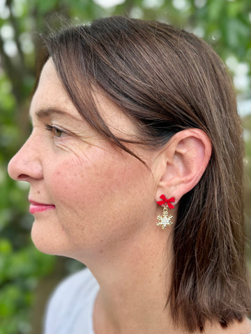 Snowflake Christmas Earring in Red & Gold