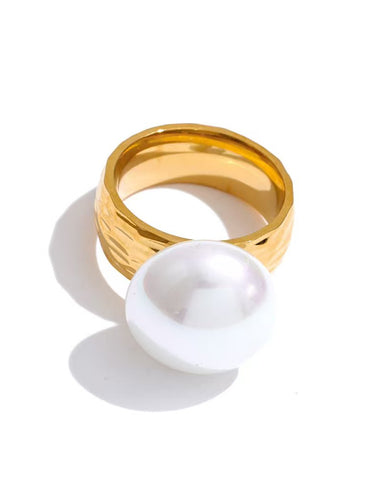 Sasha Faux Pearl Ring