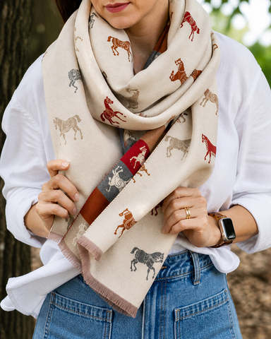 PRESALE ARRIVING MID JUNE 
Reversible Horse Lover Winter Scarf – Cream