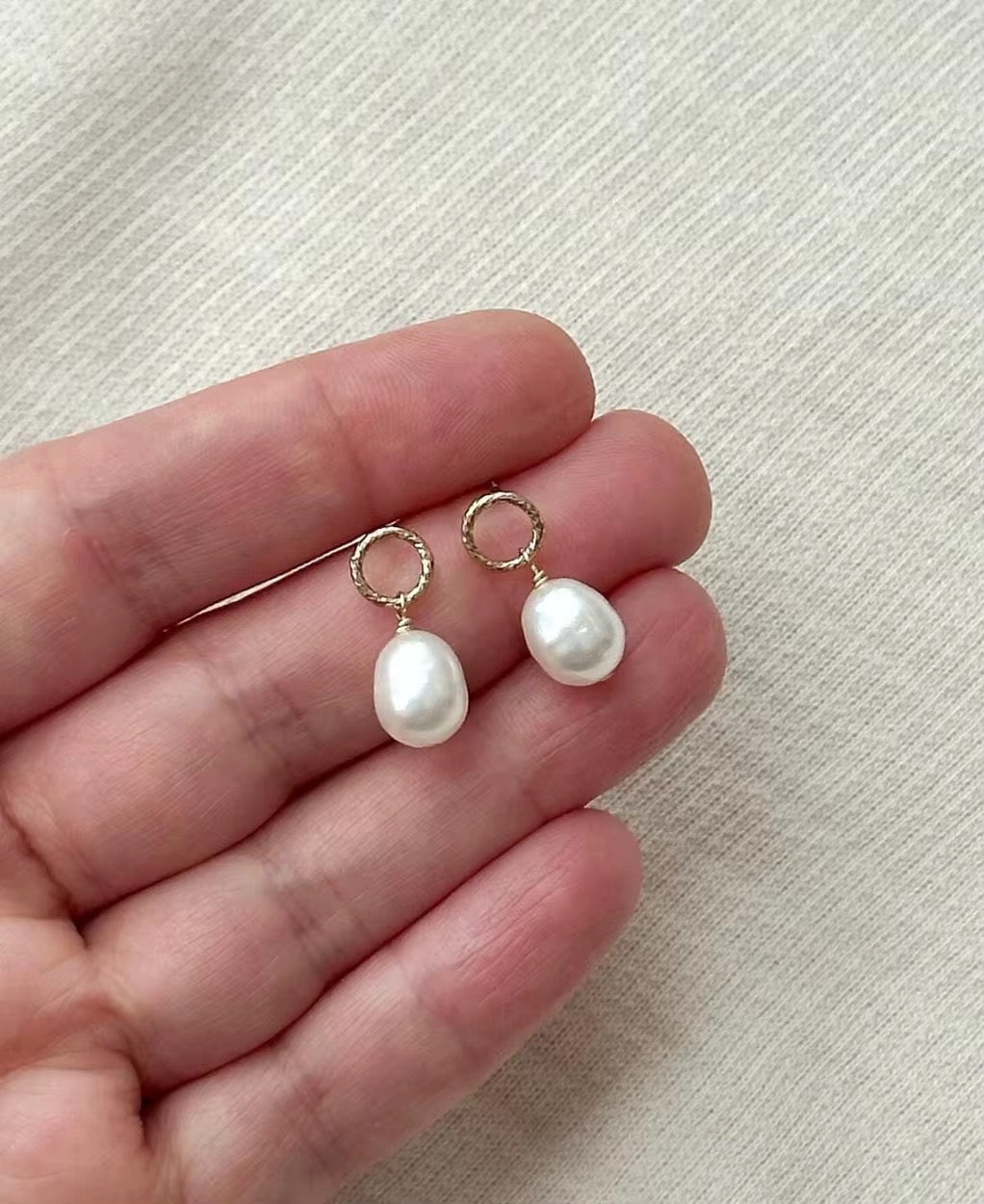 Dotty Freshwater Pearl Circle Stud Gold Earrings