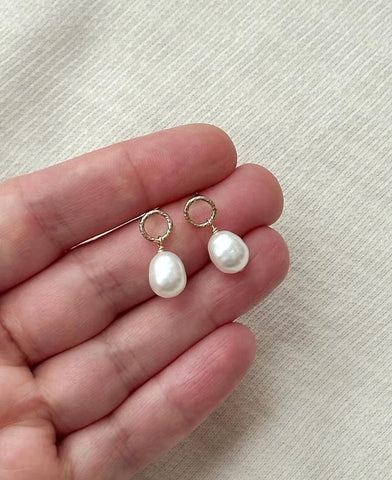 Dotty Freshwater Pearl Circle Stud Gold Earrings