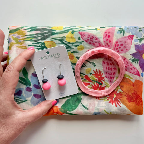 $50 April Scarf and Jewellery Gift Pack