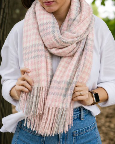 Houndstooth in Pink/Grey Scarf – Classic Check Winter Scarf