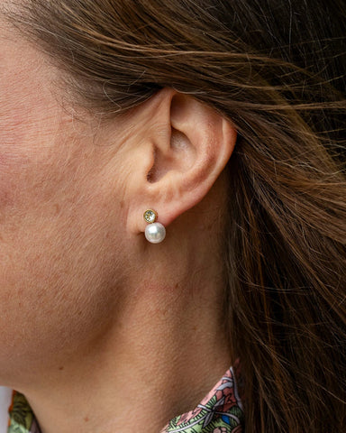 Matilda Delicate Pearl Stud Earring in Gold