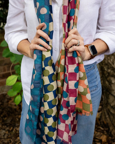 Frankie Geo in Multi Autumn/Winter Scarf