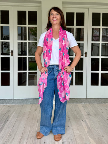 Tracey Floral Lightweight Scarf in pink