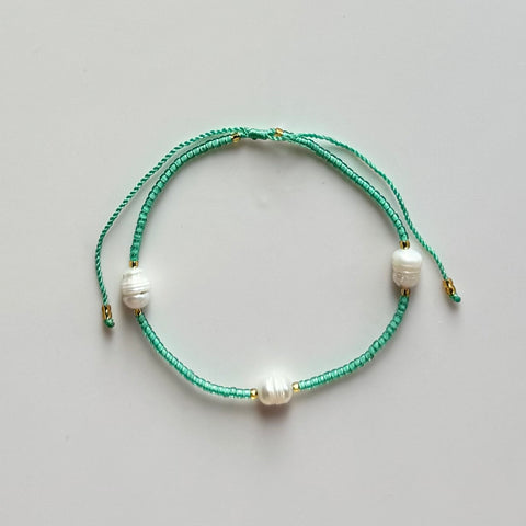Fine Pearl Bracelets