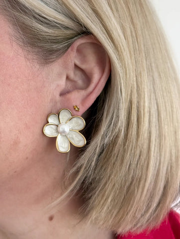 Bronte White Enamel Flower Stud Earring