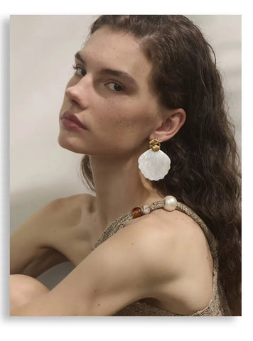 Shelley Pearl Scallop Earring
