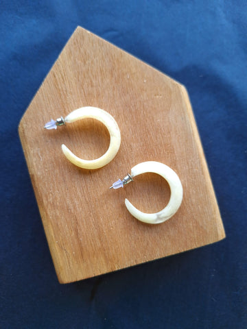 Point Resin Hoops