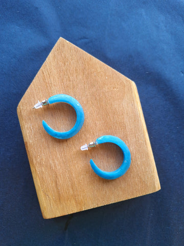 Point Resin Hoops